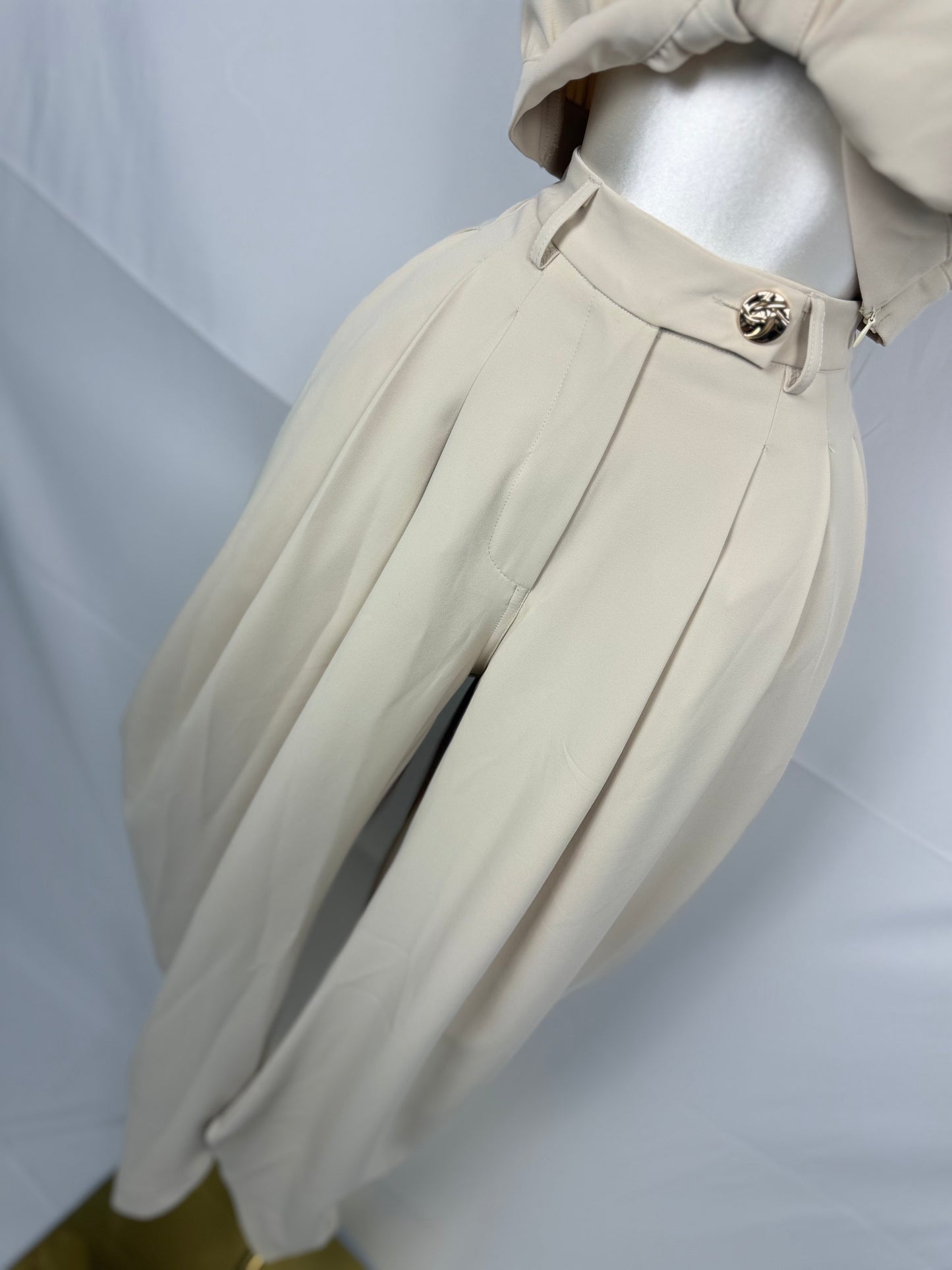 Nera Beige